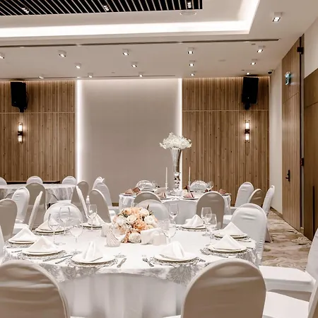 Golden Tulip Gebkim 酒店 科喀艾里
