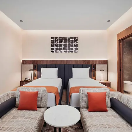 酒店 Golden Tulip Gebkim